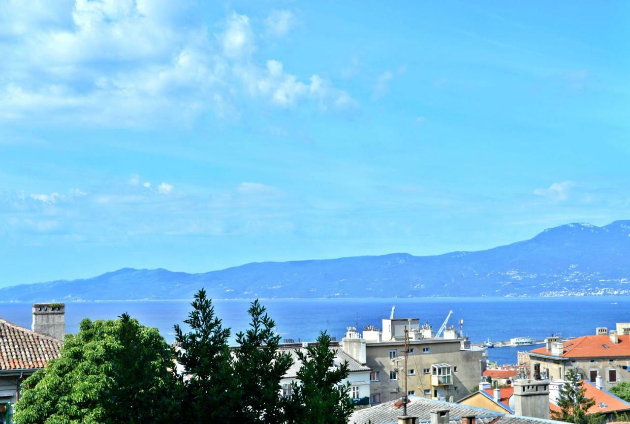 Sentona Apartment Rijeka Exteriör bild