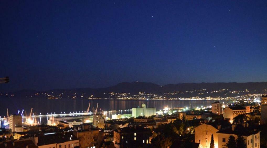 Sentona Apartment Rijeka Exteriör bild